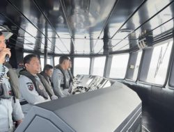 Bakamla RI Intercept China Coast Guard Coba Masuk Kembali ke Wilayah Yurisdiksi Indonesia