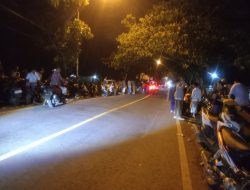 Membludak Relawan Beserta Masyarakat Kawal  Penghitungan Di Kantor Bpp Sokobanah