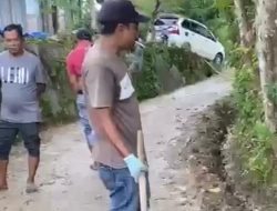 Warga Bencek Desa Dempoh Barat Bangun Saluran air Drainenase Dengan swadaya