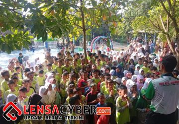 Asah Kepercayaan Diri di Atas Air, MIN Bekasi Gelar Penilaian Praktik Renang Siswa