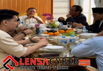 Pererat Silaturahmi di Ketapang, Mahfud MD Bagikan Inspirasi di Rumah Dinas Wakil Bupati
