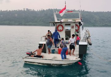 Sat Polairud Polres Lampung Selatan Patroli Gunung Anak Krakatau, Wisatawan Diimbau Tidak Mendekat ‎ ‎