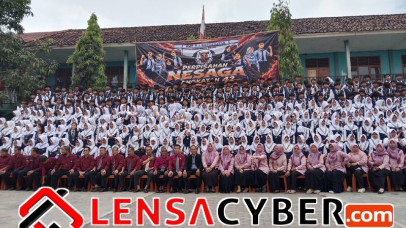 Tangis Haru dan Asa Besar Iringi Pelepasan Siswa SMPN 1 Gabuswetan Tahun 2026