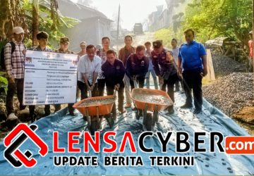 Didampingi Camat dan BPD, Pemdes Bakauheni Mulai Bangun Jalan Rabat Beton 260 Meter  ‎