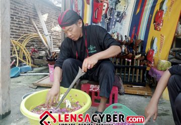 Pelestarian Adat Budaya Nusantara, Jamasan Keris Pusaka Leluhur Digelar di Kediaman Subagio