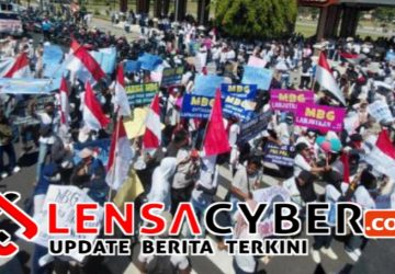 Ribuan Masa Kepung Pengkap Sidoarjo,Desak Makan Bergizi Gratis (MBG) di lanjutkan