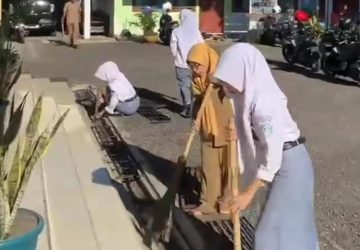 Lingkungan Kantor Tetap Asri, Kecamatan Pemalang Rutin Gelar Kerja Bakti Bersama