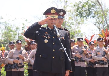 Polres Melawi Berikan Penghormatan Terakhir Kepada Aiptu M.T.L Tobing