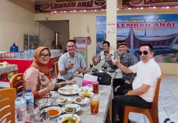 Ngobrol Santai Didepan Meja Makan Bersama Bupati Ella, IWO dan Bara-Jp Lampung Timur