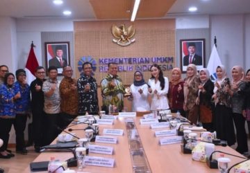 Perkuat Ekosistem UMKM, Bupati Ela Bahas Pembentukan Inkubator Usaha Bersama Wamen UMKM RI