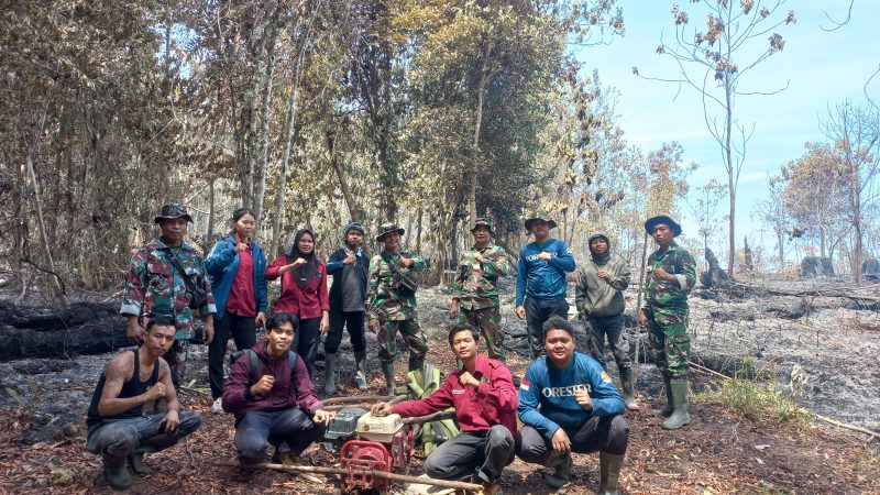 Sinergi Lintas Elemen,KPH, Koramil, dan Pokdarwis Desa Sinar Kuri Berjibaku Padamkan Karhutla di Bukit Kuri dan Bukong