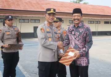 Keamanan Butuh Peran Semua Elemen, Kapolres Lampung Selatan Apresiasi Kades Batuliman ‎ ‎