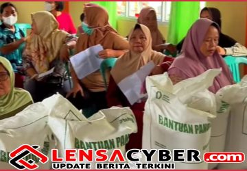Pemerintah Kabupaten Lampung Timur Salurkan Bantuan Pangan Beras untuk 1.088 KPM di Pasar Sukadana