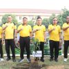 Polda Sumsel Perkuat Green Policing melalui Aksi Peduli Lingkungan di Komplek Pakri