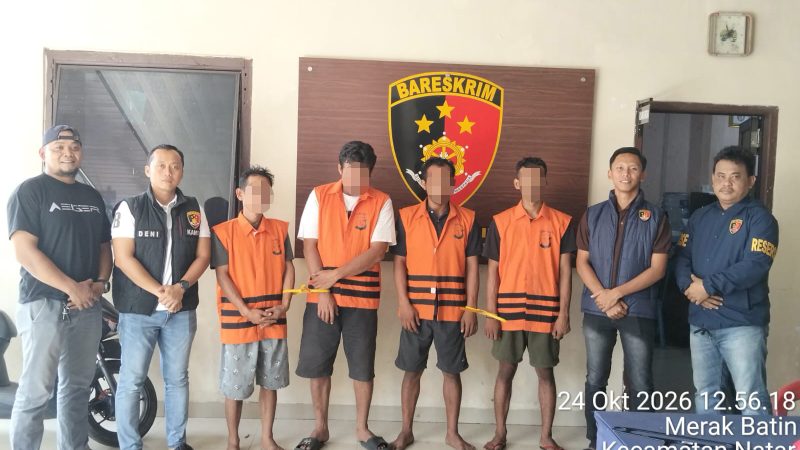 Bikin Geger! Jebol Tembok Gudang Pakai Mobil Pikap, 4 Pria di Natar Ditangkap, 21 Ban Disita! ‎