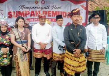 ‎MERIAH! Karang Taruna Desa Kelawi Gelar Peringatan Sumpah Pemuda ke-98, Ribuan Pelajar Tumpah Ruah Ikuti Karnaval‎