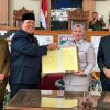 Wabup Azwar Hadi Hadiri Paripurna Penetapan APBD Lampung Timur Tahun 2027