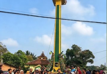 Bupati Ela Hadir di Sukadana Baru: Resmikan Tugu Lada Sebagai Simbol Kebangkitan