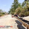 Anggaran Rp4,58 Miliar, Proyek Jalan Tegalgiri–Kepoh Disorot: APD dan Takaran Semen Dipertanyakan