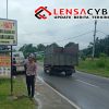 Tekan Angka Kecelakaan, Sat Lantas Polres Simalungun Pasang Rambu Rawan Laka di Jalur Pematangsiantar–Saribudolok
